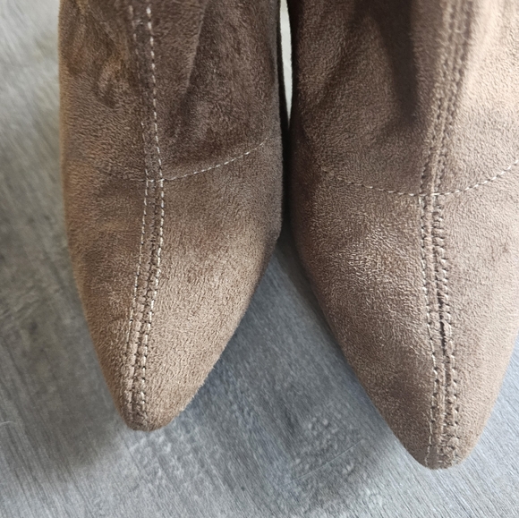 Wild diva stiletto booties - Picture 6 of 9